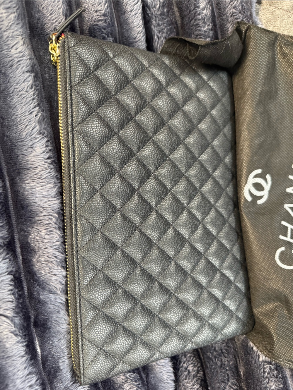 New Luxury Style Quilted Black Leather Large Clutch With Gold Charms - Picture 10 of 10